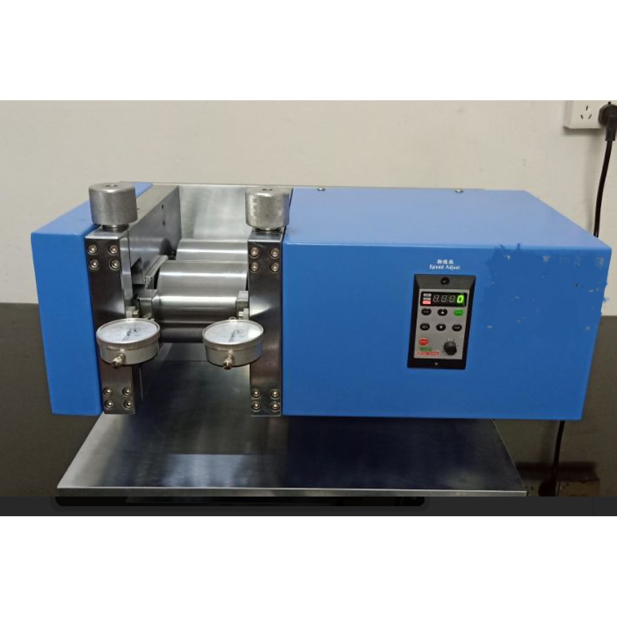 MD-GYJ-100D electric horizontal desktop heating roller press
